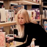 woman, bookstore, browsing-4876864.jpg